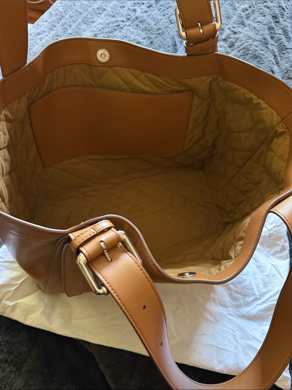 Stella McCartney Cognac Brown Tote with Circular Logo Detail - Picture 4 of 5